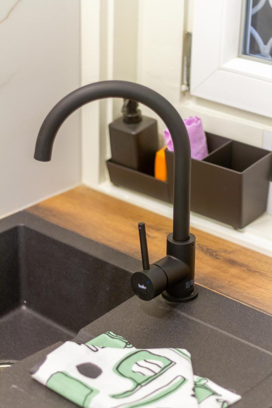 Elisabeth Nest W 2br And Ac By Nw *